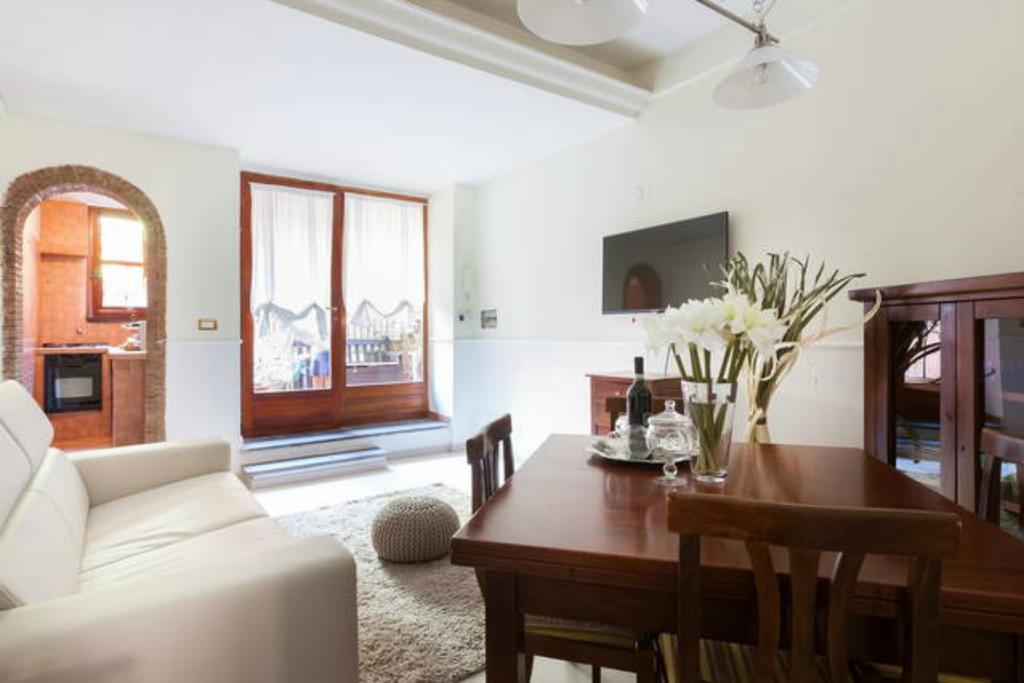 Cortile House Apartment *